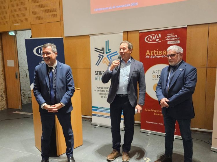 Label Artisan du Tourisme.jpg