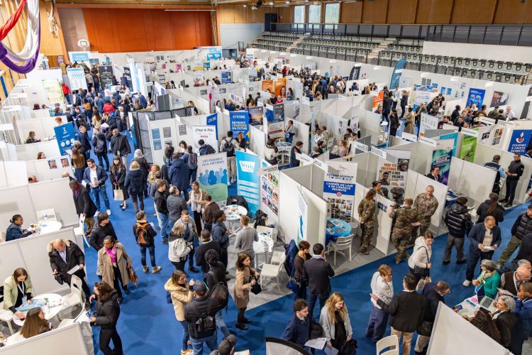 Salon-emploi1 (1).jpg